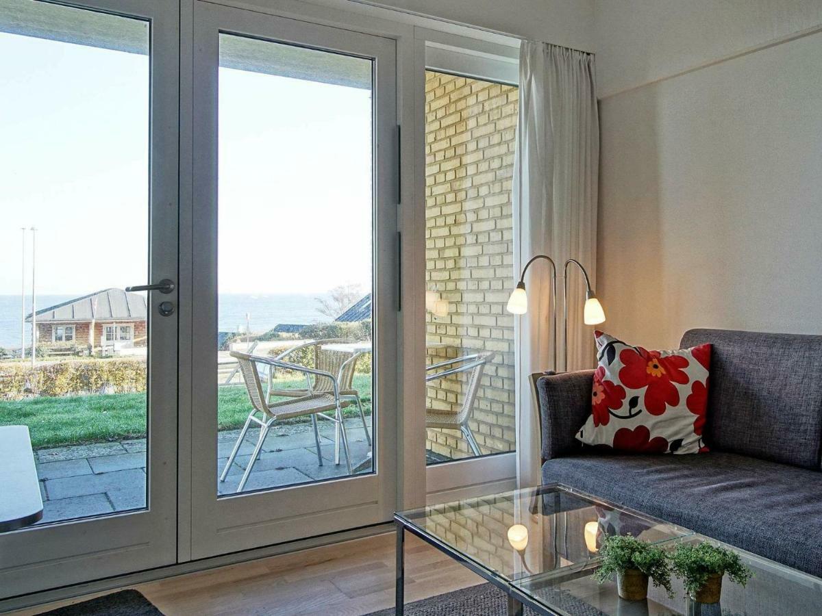 4 Person Holiday Home In Allinge Exteriör bild